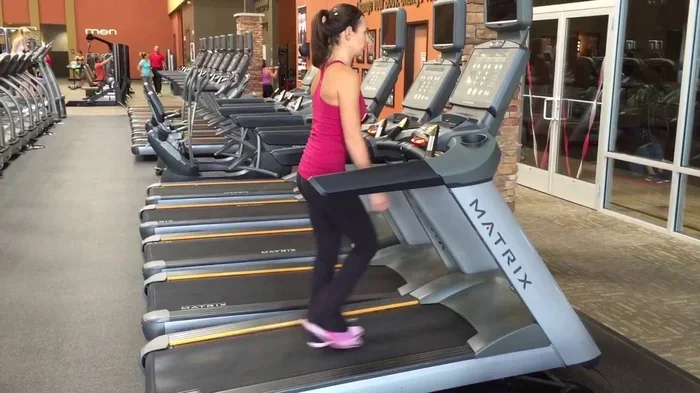 How Fast Is Brisk Walking on a Treadmill