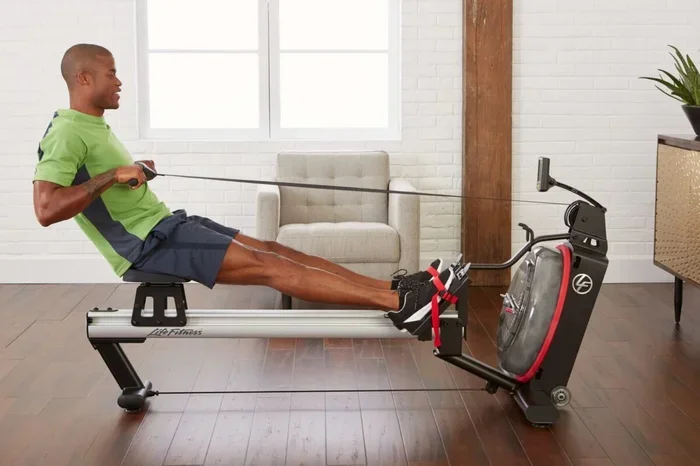 How to Use a Life Fitness Rowing Machine