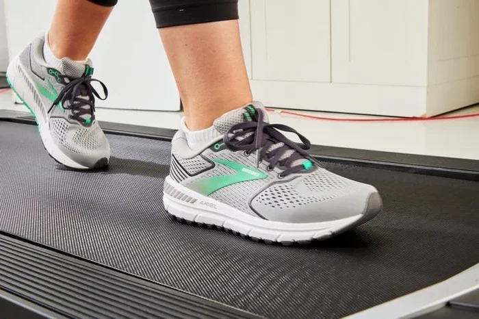 How Long Do Running Shoes Last on Treadmill