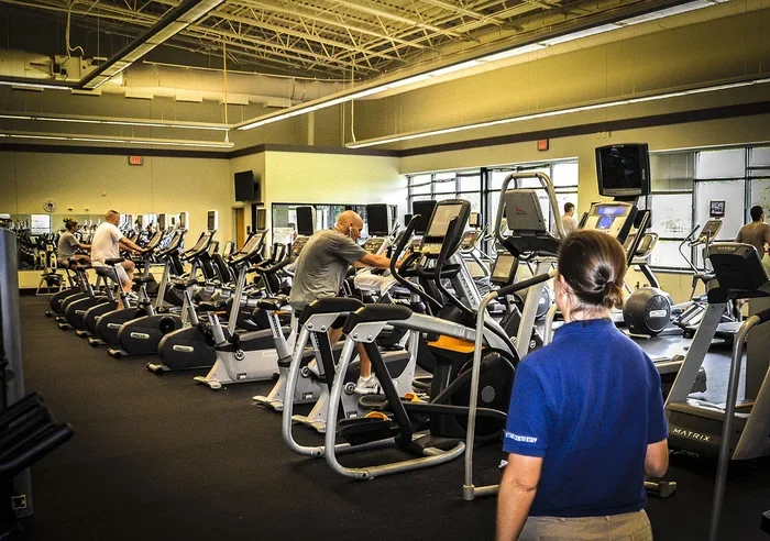 What Is Better Stationary Bike or Elliptical 2