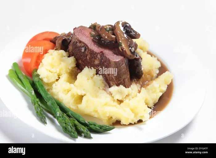 How to Cook a Stunning Chateaubriand Roast at Home