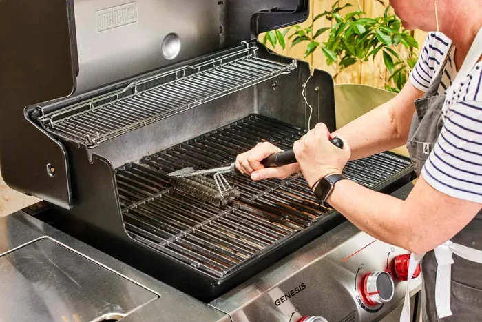 How to Clean a Grill